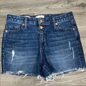 NEW Universal Thread Shorts